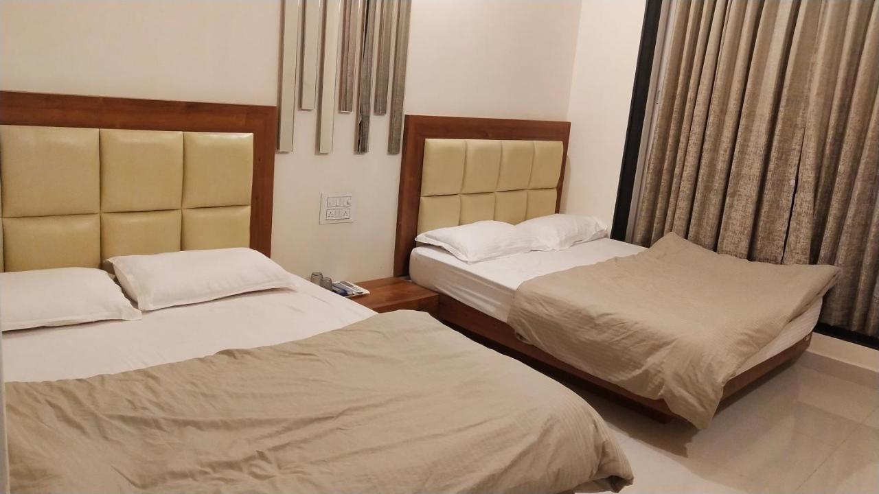 Hotel Kailash Virpur Eksteriør billede
